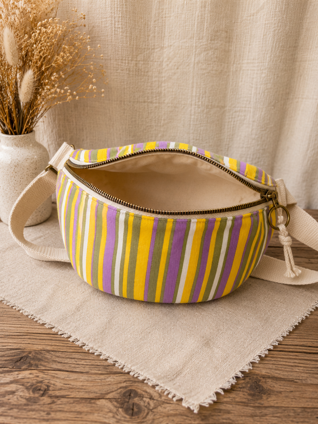Sac banane femme rayé jaune, violet & vert – Fait main